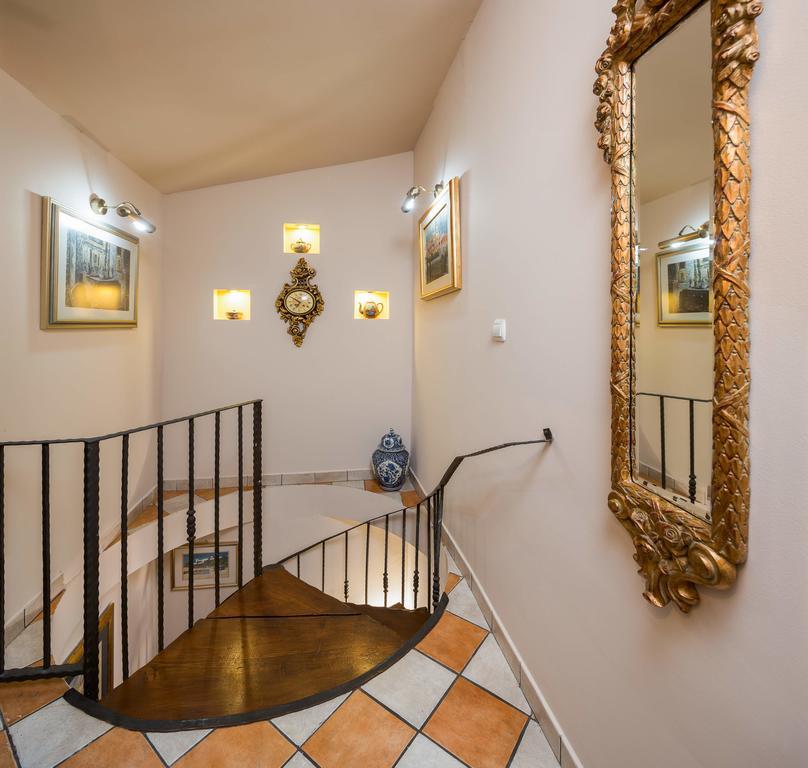 Villa Em Trogir Eksteriør billede