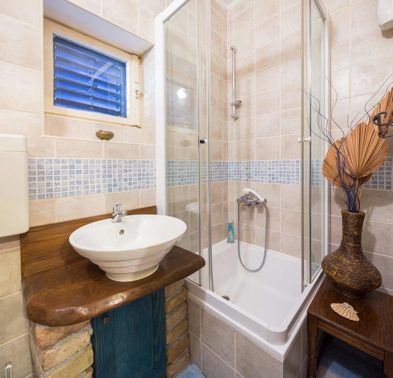 Villa Em Trogir Eksteriør billede