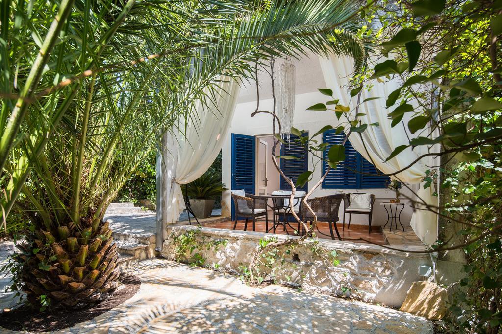 Villa Em Trogir Eksteriør billede