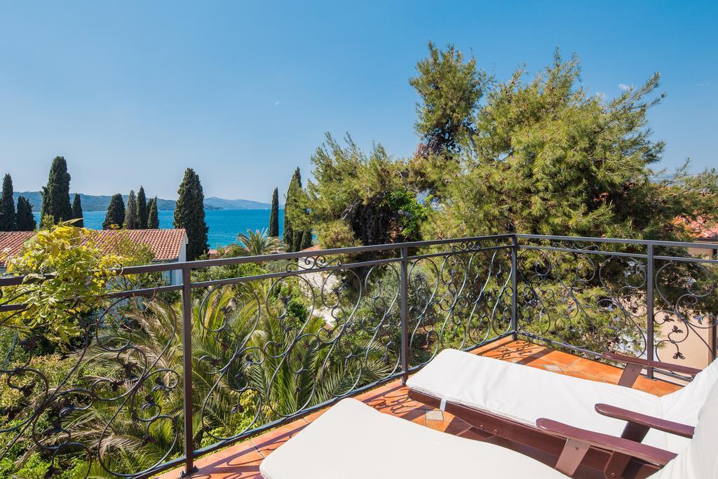 Villa Em Trogir Eksteriør billede